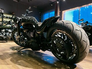 2012 Harley-Davidson Fat Boy, чёрный, 3700000 рублей, вид 4