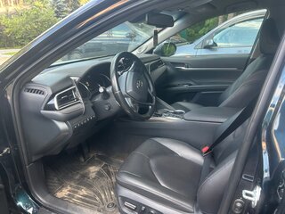 2020 Toyota Camry VIII (XV70), синий, 3500000 рублей, вид 4