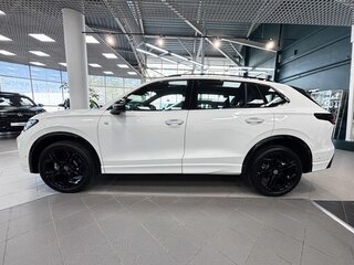 2026 Volkswagen Tiguan L Pro III (China Market), белый, 4899000 рублей, вид 4
