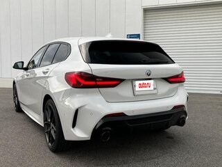 2023 BMW 1 серии 118i III (F40), белый, 1500000 рублей, вид 4
