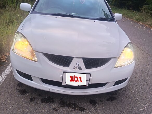 2003 Mitsubishi Lancer Cedia IX, белый, 350000 рублей - вид 5