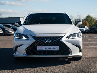 2018 Lexus ES 250 VII, белый, 3548000 рублей, вид 2