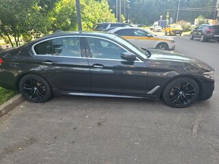 2018 BMW 5 серии 520d xDrive VII (G30/G31/G38), серый, 3320000 рублей, вид 4