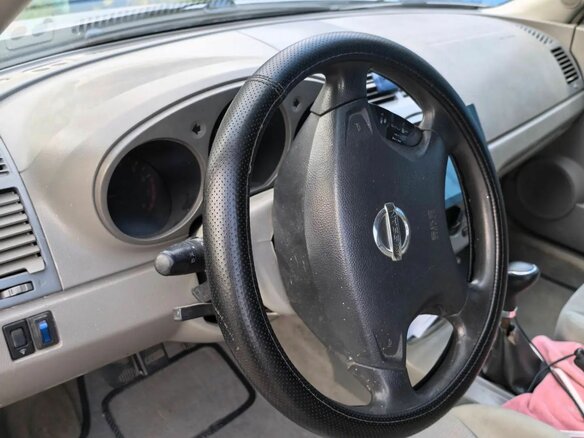 2001 Nissan Altima III (L31), серебристый, 350000 рублей - вид 4