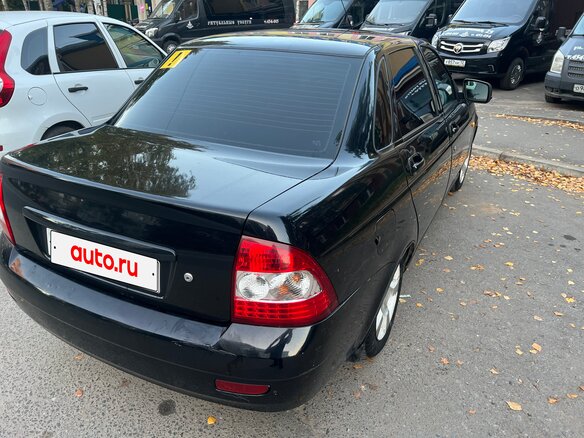 2010 Lada (ВАЗ) Priora I, чёрный, 220000 рублей - вид 2