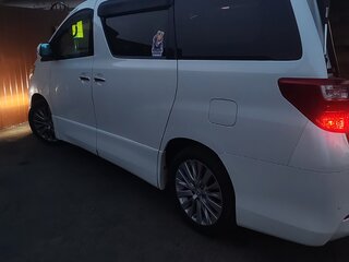 2010 Toyota Alphard II, белый, 1300000 рублей, вид 3
