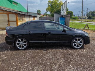 2007 Honda Civic VIII, чёрный, 870000 рублей, вид 3
