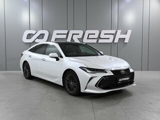 2022 Toyota Avalon V, белый, 3299000 рублей, вид 1