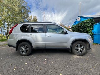 2014 Nissan X-Trail II Рестайлинг, серебристый, 1450000 рублей, вид 4