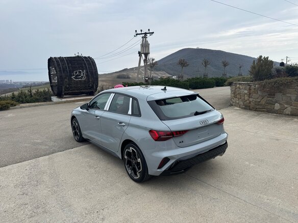2026 Audi A3 Sportback 35 TFSI IV (8Y) Рестайлинг, серый, 3599999 рублей - вид 10