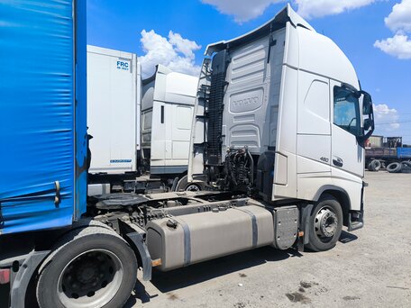 2014 Krone Mega Liner, белый, 6000000 рублей, вид 3