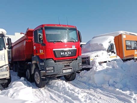 2015 MAN TGS, красный, 5783000 рублей, вид 1