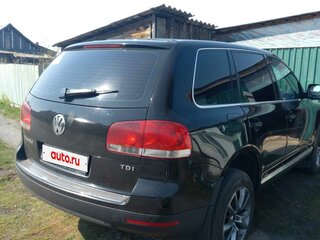 2005 Volkswagen Touareg I, чёрный, 630000 рублей, вид 4