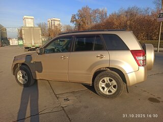 2011 Suzuki Grand Vitara II Рестайлинг, бежевый, 840000 рублей, вид 4