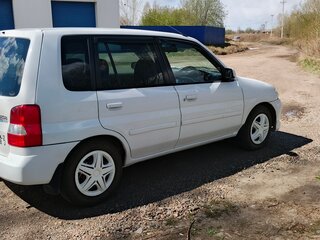2000 Mazda Demio I (DW), белый, 315000 рублей, вид 3