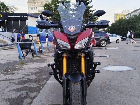 2015 Yamaha MT-09 Tracer (FJ-09), красный, 650000 рублей, вид 4