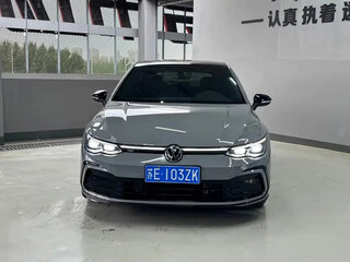 2023 Volkswagen Golf VIII, серый, 1725025 рублей, вид 2
