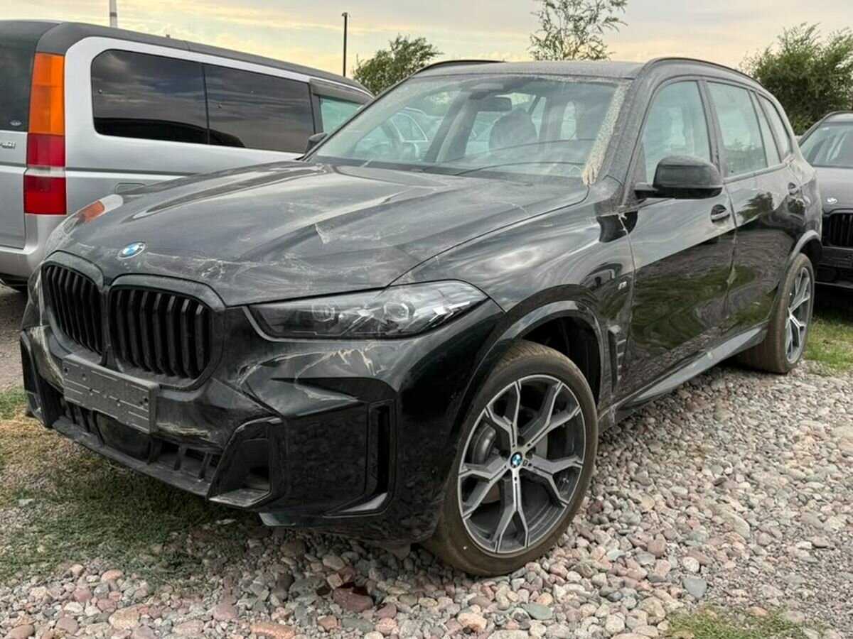 Открыть фотографии: BMW X5 IV (G05/G18) Рестайлинг
