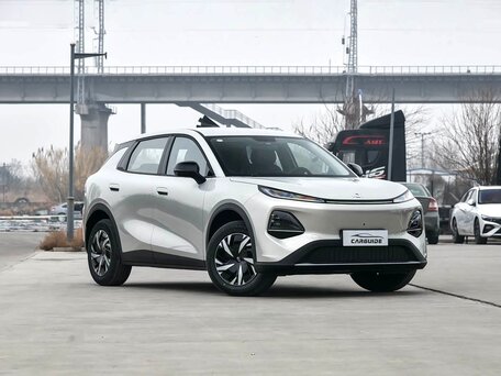 2026 Changan Qiyuan Q05 40.3 kWh II, серебристый, 1814100 рублей, вид 3