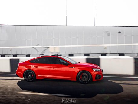 2020 Audi A5 Sportback 45 TFSI II (F5) Рестайлинг, красный, 5600000 рублей, вид 5