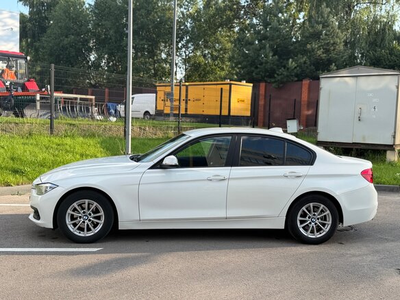 2016 BMW 3 серии 320i VI (F3x) Рестайлинг, белый, 1600000 рублей - вид 6