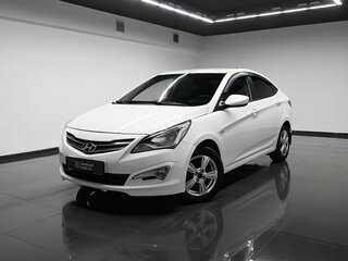 2015 Hyundai Solaris I Рестайлинг, белый, 880000 рублей, вид 1