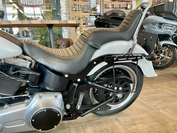 2011 Harley-Davidson Fat Boy, белый - вид 14