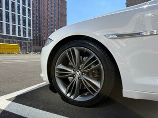 2011 Jaguar XJ IV (X351), белый, 1895000 рублей, вид 4