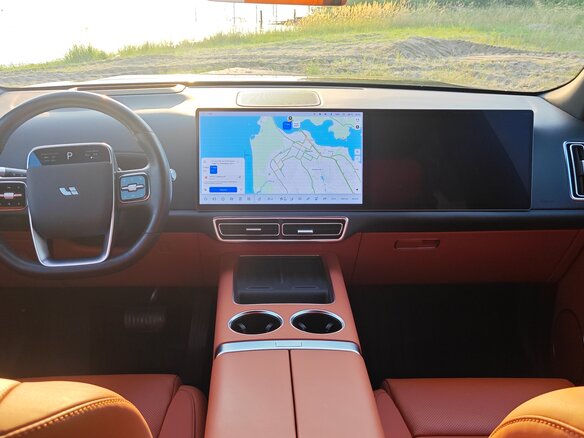 2024 Li Auto (Lixiang) L9 44.5 kWh I, чёрный, 8200000 рублей - вид 14