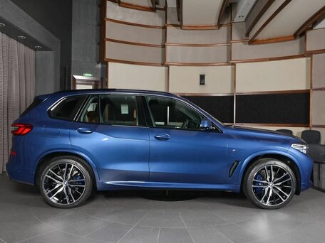 2019 BMW X5 30d IV (G05/G18), синий, 6300000 рублей, вид 1