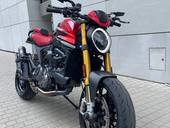 2022 Ducati Monster 937, красный, 1150000 рублей
