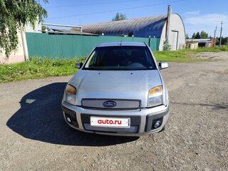 2007 Ford Fusion I Рестайлинг, серебристый, 290000 рублей, вид 2