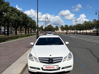 2013 Mercedes-Benz E-Класс 200 7G-Tronic IV (W212, S212, C207), белый, 1500000 рублей, вид 1