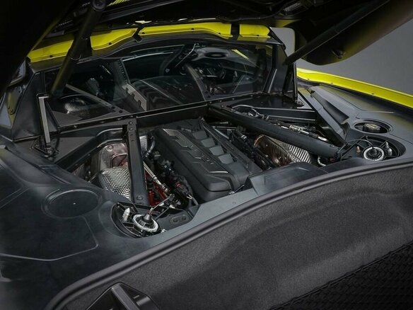 2025 Chevrolet Corvette Stingray C8, жёлтый, 23000000 рублей - вид 17