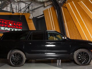 2025 Lincoln Navigator L V, чёрный, 16998000 рублей, вид 3