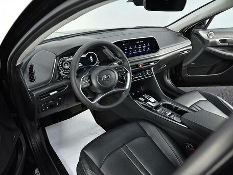 2022 Hyundai Sonata VIII (DN8), чёрный, 2125000 рублей, вид 5