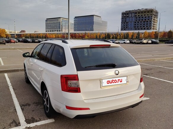 2014 Skoda Octavia III (A7), белый, 850000 рублей - вид 1