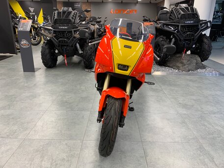 2024 Yamaha XSR900, оранжевый, 1290000 рублей, вид 4