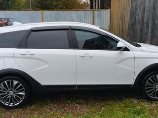 2017 Lada (ВАЗ) Vesta SW Cross I, белый, 1100000 рублей, вид 3