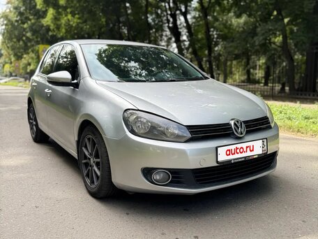2009 Volkswagen Golf VI, серебристый, 645000 рублей, вид 1
