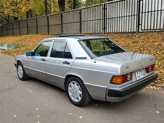 1993 Mercedes-Benz 190 (W201), серый, 749000 рублей, вид 4