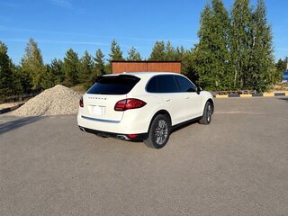 2010 Porsche Cayenne II (958), белый, 2050000 рублей, вид 5