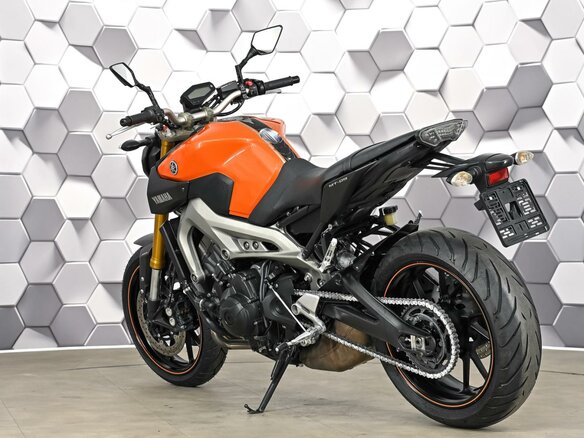 2014 Yamaha MT-09 (FZ-09), оранжевый - вид 7