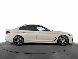 2021 BMW 5 серии 530i xDrive VII (G30/G31/G38) Рестайлинг, белый, 5225000 рублей, вид 4