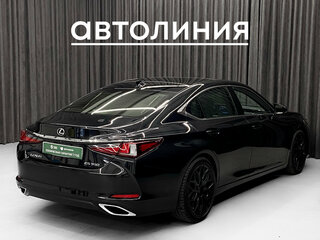 2020 Lexus ES 350 VII, чёрный, 3500000 рублей, вид 4