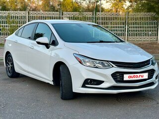 2017 Chevrolet Cruze II, белый, 720000 рублей, вид 2