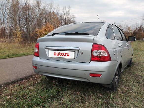 2011 Lada (ВАЗ) Priora I, серебристый, 440000 рублей - вид 6