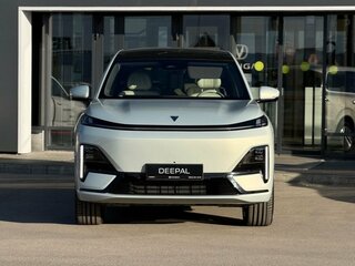 2026 Changan Deepal S09, серебристый, 7039900 рублей, вид 2