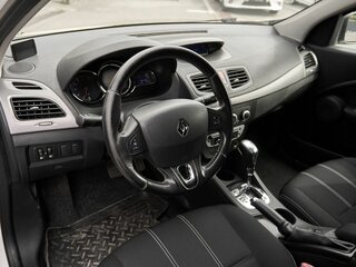 2015 Renault Megane III Рестайлинг 2, белый, 690000 рублей, вид 5