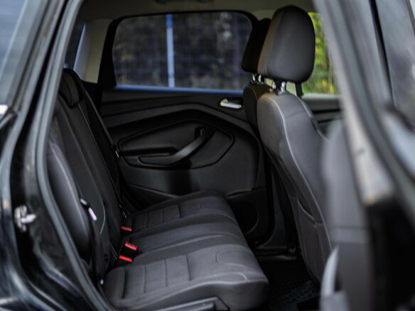 2015 Ford Kuga II, чёрный - вид 10